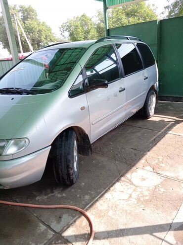 продаю или меняю на дом: Volkswagen Sharan: 2000 г., 0.2 л, Универсал
