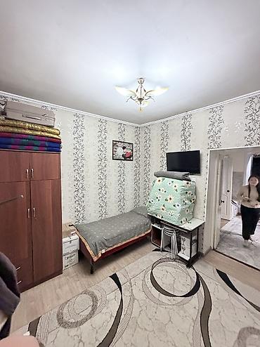 Продажа коттеджей и домов: 6 комнат и более, 100 м², 4 соток, Бишкек, Собственник — 27