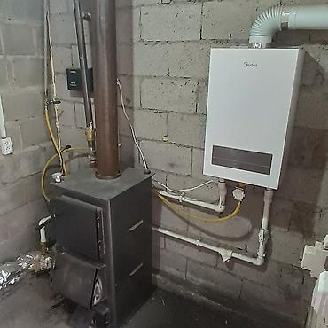 Продажа коттеджей и домов: Дом/участок с готовыми коммуникациями и хозяйственными постройками - — 2