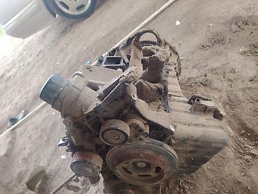 traktor 80 kmh: Salam blok 05 blokdu öz maşınımın çoxdandi qalıb qapida usdunu toz — 1