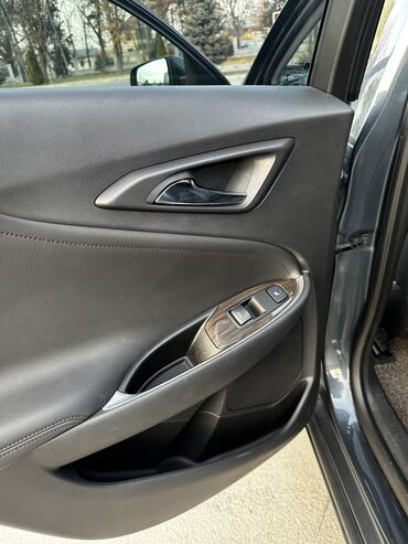 Chevrolet: Chevrolet Malibu: 2019 г., 1.3 л, Автомат, Бензин, Седан — 8