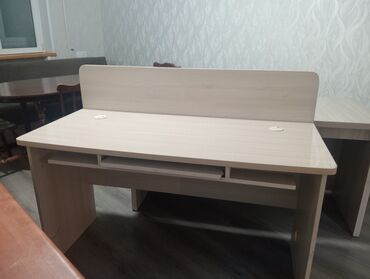 Столы: Cox saglam ve yaxsi vezyetde qiymeti 50