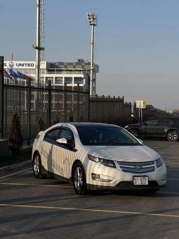 Chevrolet: Chevrolet Volt: 2012 г., 1.4 л, Вариатор, Электромобиль, Хэтчбэк