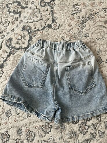 Верхняя одежда: Все эти вещи на 7-8-9 лет Подходить Отдам за 1000 тыс еще добавлю at lalafo.kg — 12 Верхняя одежда: Все эти вещи на 7-8-9 лет Подходить Отдам за 1000 тыс еще добавлю — 12