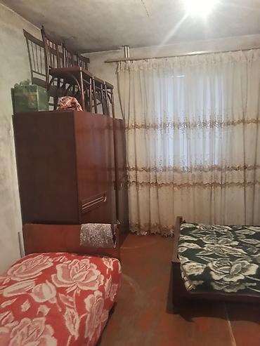 berdede ev satilir: Bakı, Pirallahı qəs., 3 otaqlı, Köhnə tikili, 70 kv. m — 10