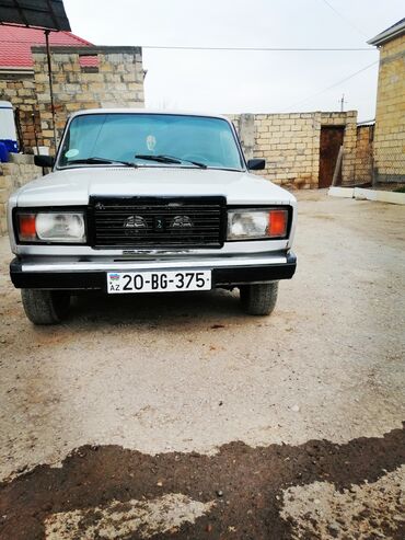 06 maşin: VAZ (LADA) 2107: 0.6 l | 1985 il Sedan