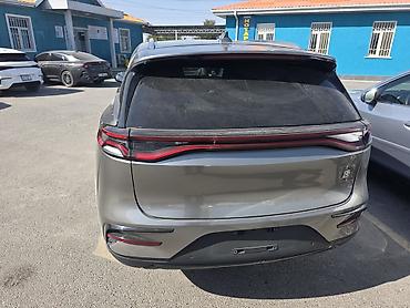 spark 7: BYD Tang: 2022 г., Электромобиль, Кроссовер — 3