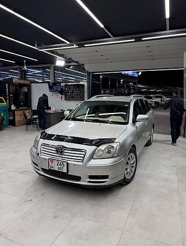 Toyota Avensis: 2004 г., 2 л, Механика, Бензин, Универсал