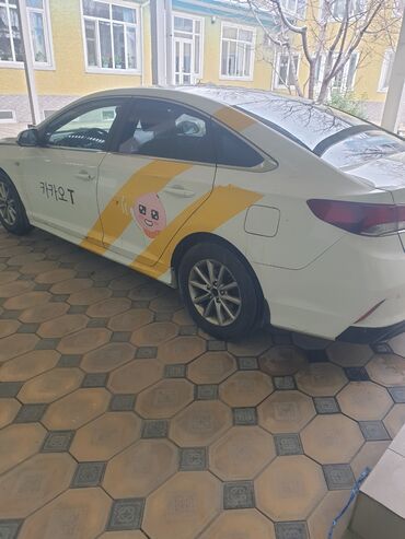 Hyundai: Hyundai Sonata: 2019 г., 2 л, Автомат, Газ, Седан — 5