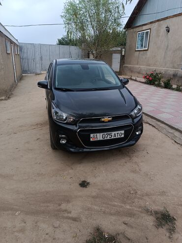 Chevrolet: Chevrolet Spark: 2018 г., 1 л, Вариатор, Бензин, Хэтчбэк