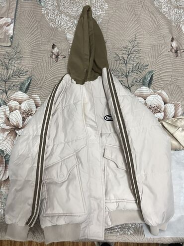 золото 583 пробы цена ломбард: Утеплённая куртка‑бомбер с капюшоном - Цвет: молочный с оливковыми