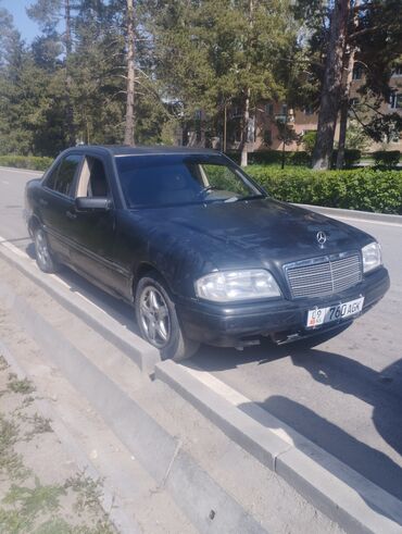 Mercedes-Benz: Mercedes-Benz C-Class: 1997 г., 2.2 л, Механика, Бензин, Седан