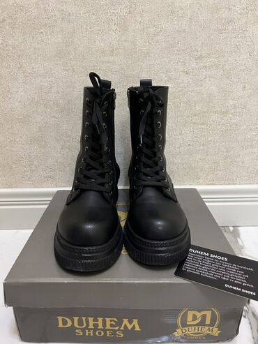Ботинки: DUHEM SHOES brendinin qara rəngli uniseks bağlamalı botları Bot 40