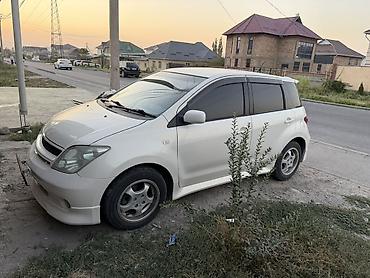 corolla s: Toyota Ist: 2003 г., 1.5 л, Автомат, Бензин, Хэтчбэк — 2