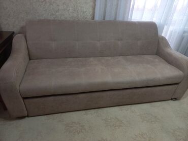 мягкие подушки кресла: Прямой диван, цвет - Бежевый, Новый