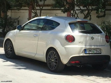 Alfa Romeo MiTo: 1.4 l. | 2010 έ. | 139000 km. Κουπέ