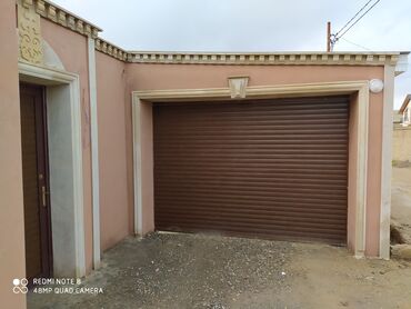 Qaraj darvazaları: Müxtəlif materiallardan hazırlanmış, mühafizə və rahatlıq təmin edən — 29