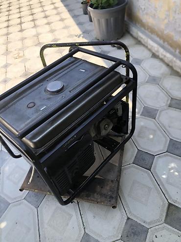 paddon satilir: Benzinlə işləyən portativ elektrik generatoru - Çərçivəli, metal — 5