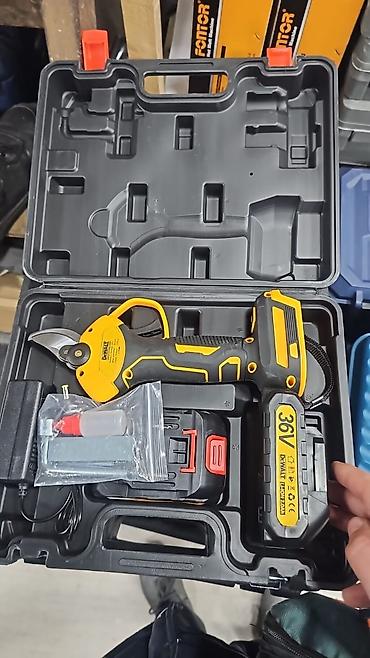 Alətlər: Elektron bağ qayçısı İki model mövcuddur 36 lıq 95 68 lik 115 — 2