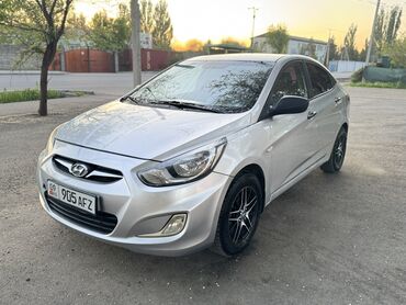 марк блит: Hyundai Solaris: 2013 г., 1.6 л, Автомат, Бензин, Седан