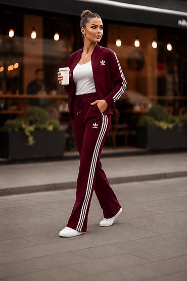 tri četvrt helanke: Zenske trenerke 
S m l xl 2xl 
3599 din — 5