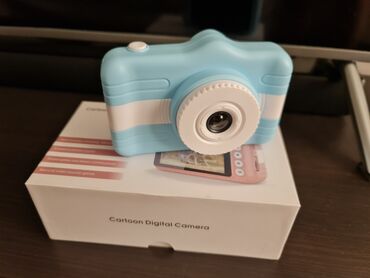 детский фотоаппарат: Продаю новый детский фотоаппарат. Ребёнок не стал играть, новый