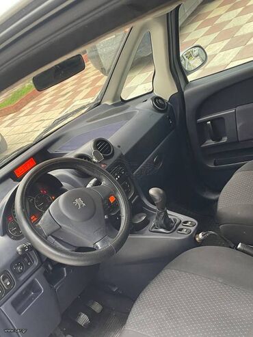 Peugeot: Peugeot 1007: 1.5 l. | 2007 έ. 185000 km. Χάτσμπακ — 14