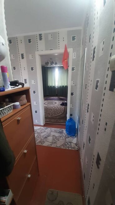 коттедж продаю: 2 комнаты, 42 м², Индивидуалка, 4 этаж, Косметический ремонт