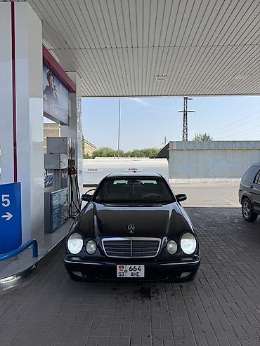 работа на экскватор: Mercedes-Benz E-Class: 1999 г., 2.8 л, Механика, Бензин, Седан — 1