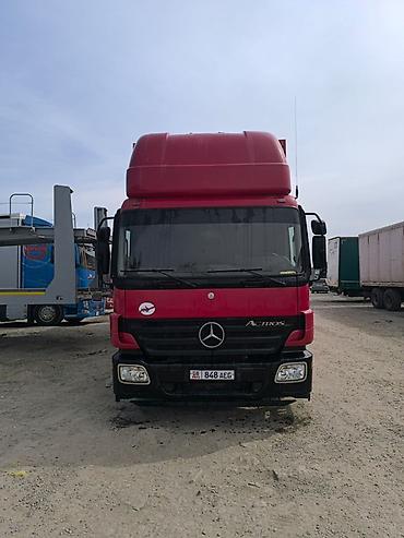 Тягач, Mercedes-Benz, 2007 г., Тентованный