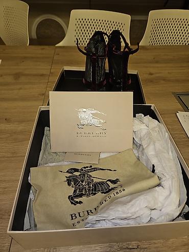 sendel: Vintage Orjinal Burberry qadın sandaleti –39 ölçü. platformalı və içi — 4