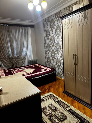 квартиры в баку посуточно: 8 ci Mikrorayonda Wovket.Memmedova kucesinde 9 mertebenin 1 ci