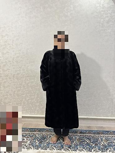 Шубы: Шуба из натурального меха, классического чёрного цвета. Новый Продаю — 1