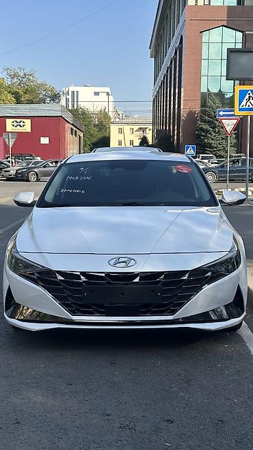 Hyundai Avante: 2021 г., 1.6 л, Автомат, Бензин
