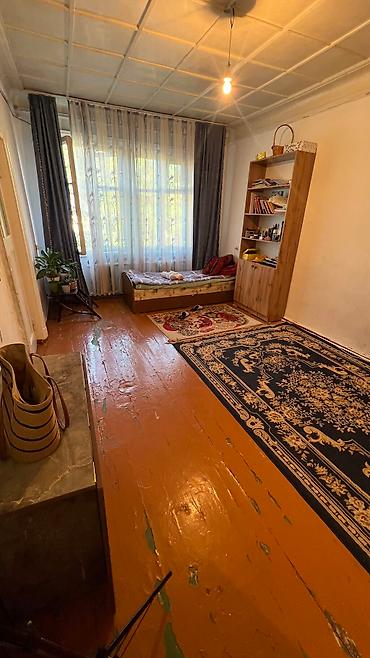 3 комнаты, 59 м², 2 этаж, Косметический ремонт at lalafo.kg 3 комнаты, 59 м², 2 этаж, Косметический ремонт
