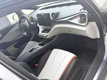 li auto: BYD Dolphin: 2022 г., Автомат, Электромобиль, Хэтчбэк — 4