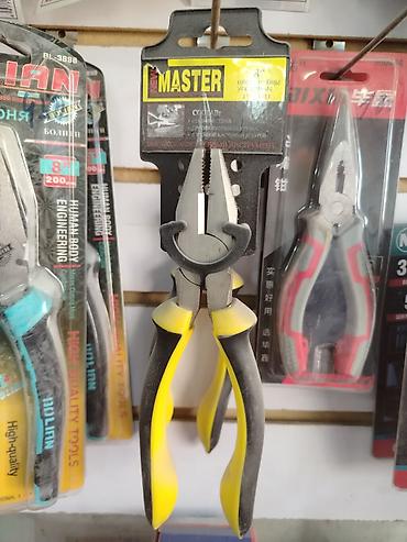 Плоскогубцы NEW MASTER с усиленными губками. - Универсальный