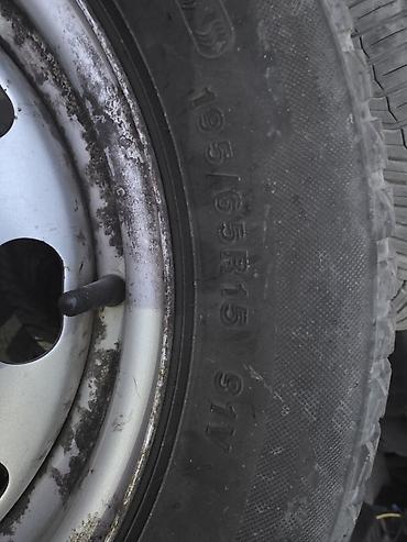 berlin: Комплект штампованных стальных дисков с шинами R15. - Диаметр дисков — 5