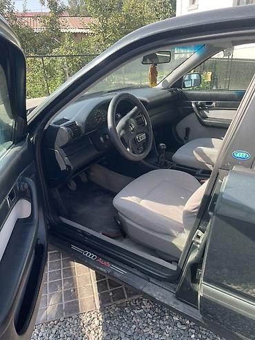audi 4: Audi 100: 1993 г., 2 л, Механика, Бензин, Седан — 8