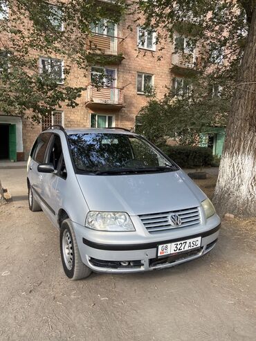 срочно продам авто в связи с переездом: Volkswagen Sharan: 2002 г., 1.9 л, Механика, Дизель, Минивэн