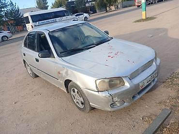 дэу матиз 1: Hyundai Accent: 2000 г., Кол менен иштөөчү, Бензин, Седан — 5
