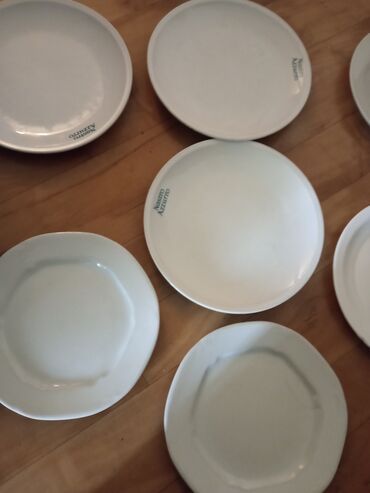 тарелки белые: Тарелки