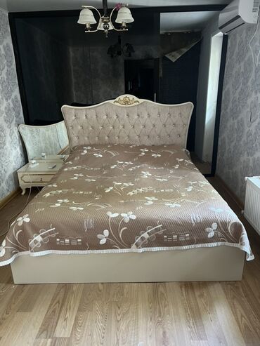 Ev üçün digər mebel: İkinəfərlik çarpayı
