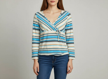 bluzki w serek plus size: Жіноча блуза, розмір S
