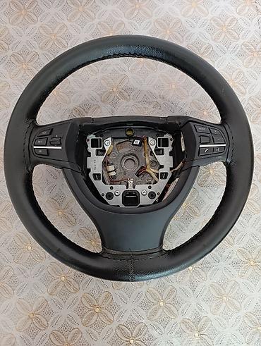 momo rul: F10 sükan çarxı – çoxfunksiyalı - Material: dəri üzlüklü sükan — 1
