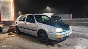 Volkswagen: Volkswagen Golf: 1993 г., 1.6 л, Механика, Бензин, Хэтчбэк