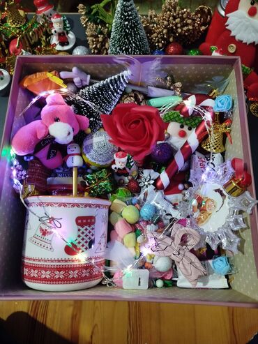 Hədiyyə bağlamaları: Yeni, Ödənişli çatdırılma — 2