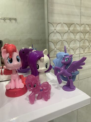 pony: Продам лотом

Pony Пони