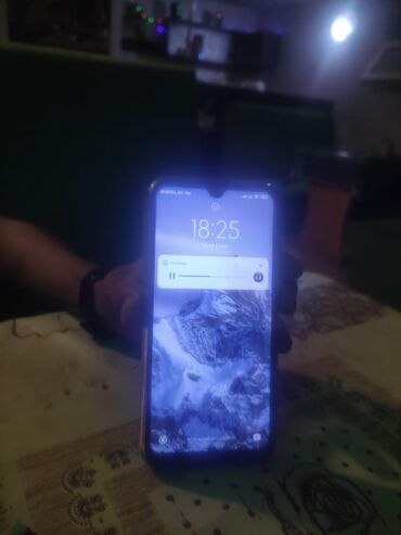 telefon a41: Tecili satılır heç bir prablemi yoxdur