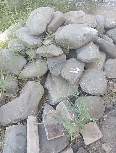 Çay daşı – təbii dekorativ və tikinti məqsədli daşlar - Material lalafo.az -da Çay daşı – təbii dekorativ və tikinti məqsədli daşlar - Material